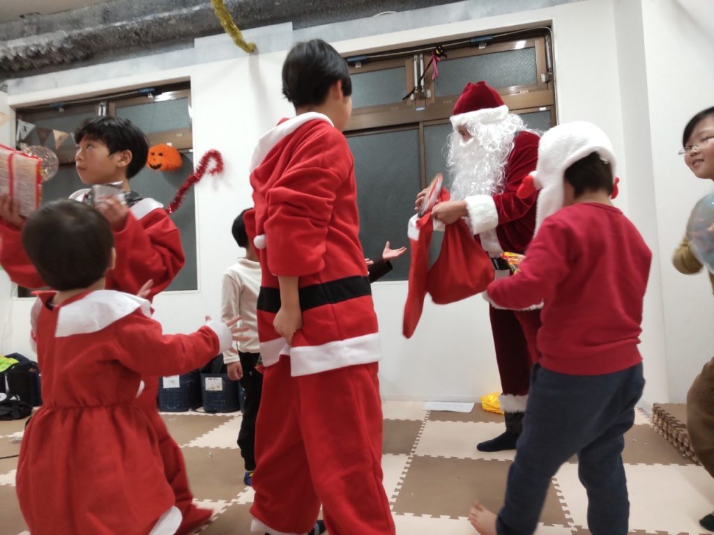 大阪で評判の放課後等デイサービスのクリスマスイベント